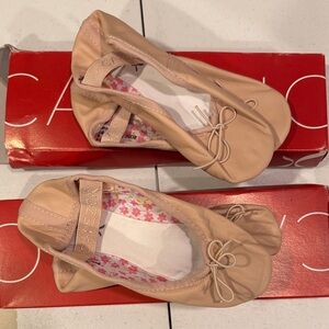 Caslon Women's Cream Ballet Flats